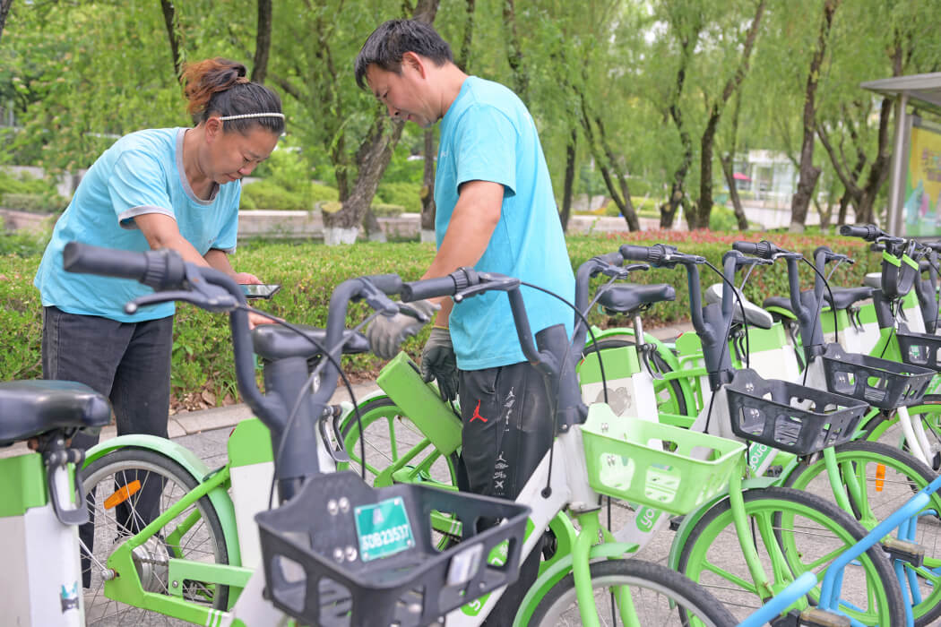 追著星光與晨光，守護(hù)城市通行“最后一公里”