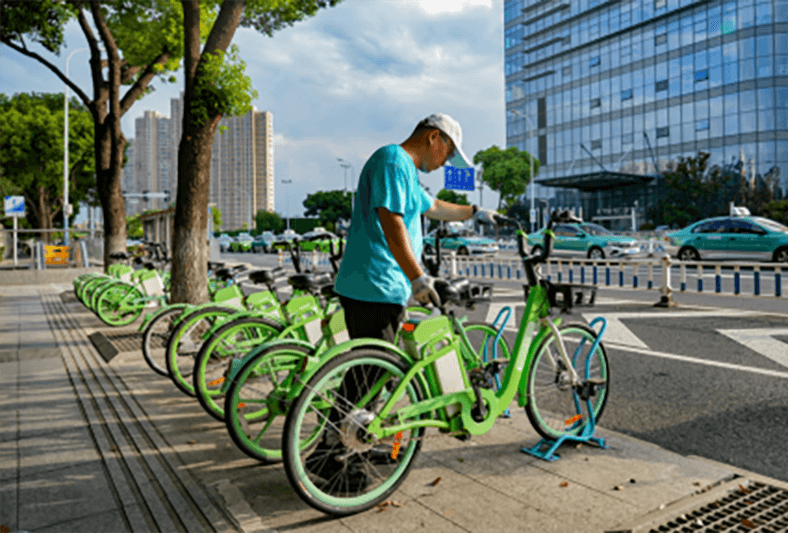 精細(xì)化護(hù)行國(guó)慶 永安行“停有序、行安全”