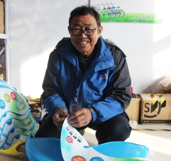 C:\Users\Administrator\Desktop\2.jpg C:\Users\Administrator\Desktop\2.jpg