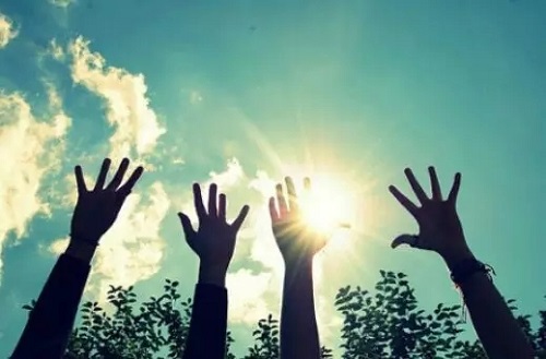 C:\Users\Administrator\Desktop\3..jpg C:\Users\Administrator\Desktop\3..jpg