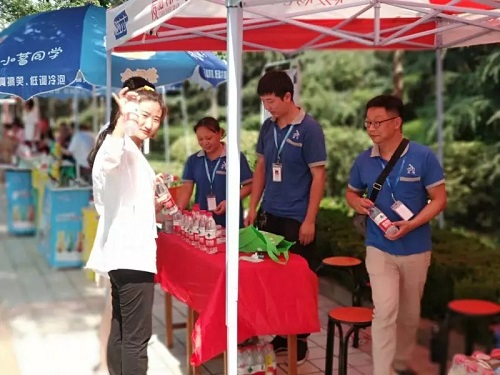 C:\Users\Administrator\Desktop\6..jpg C:\Users\Administrator\Desktop\6..jpg