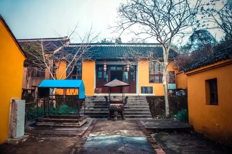 C:\Users\Administrator\Desktop\10.jpg C:\Users\Administrator\Desktop\10.jpg