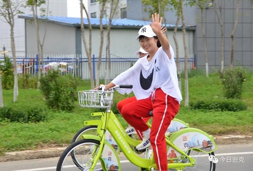 C:\Users\Administrator\Desktop\10..jpg C:\Users\Administrator\Desktop\10..jpg