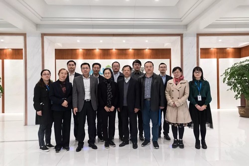 C:\Users\Administrator\Desktop\4..jpg C:\Users\Administrator\Desktop\4..jpg