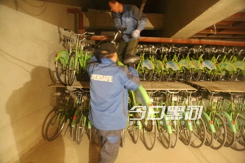 C:\Users\Administrator\Desktop\11..jpg C:\Users\Administrator\Desktop\11..jpg