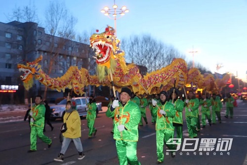 C:\Users\Administrator\Desktop\13..jpg C:\Users\Administrator\Desktop\13..jpg