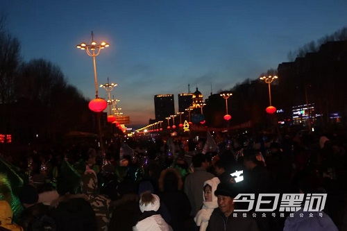 C:\Users\Administrator\Desktop\32..jpg C:\Users\Administrator\Desktop\32..jpg