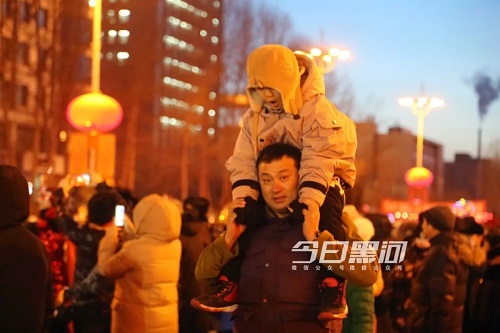 C:\Users\Administrator\Desktop\33..jpg C:\Users\Administrator\Desktop\33..jpg