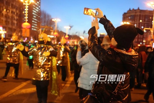 C:\Users\Administrator\Desktop\34..jpg C:\Users\Administrator\Desktop\34..jpg