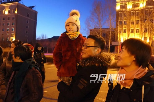 C:\Users\Administrator\Desktop\35..jpg C:\Users\Administrator\Desktop\35..jpg