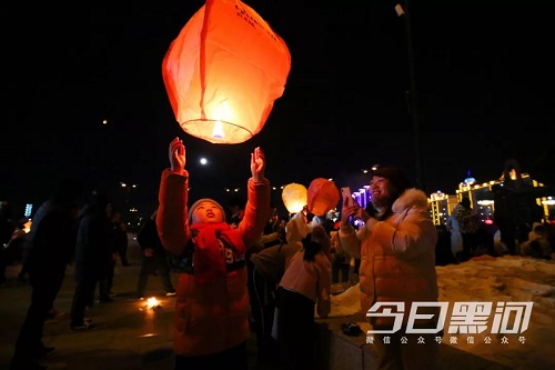 C:\Users\Administrator\Desktop\9..jpg C:\Users\Administrator\Desktop\9..jpg