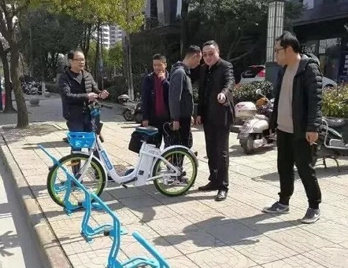 C:\Users\Administrator\Desktop\5.jpg C:\Users\Administrator\Desktop\5.jpg