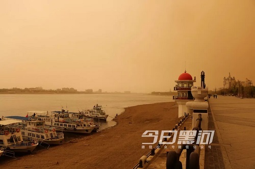 C:\Users\Administrator\Desktop\10.jpg C:\Users\Administrator\Desktop\10.jpg