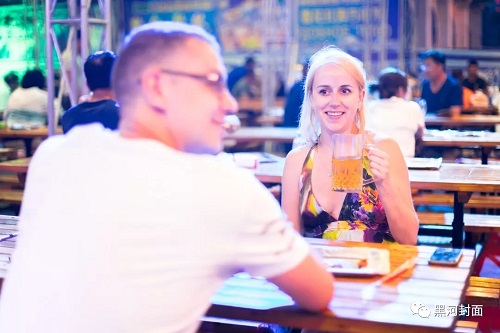 C:\Users\Administrator\Desktop\9.jpg C:\Users\Administrator\Desktop\9.jpg