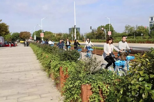 C:\Users\Administrator\Desktop\2.jpg C:\Users\Administrator\Desktop\2.jpg